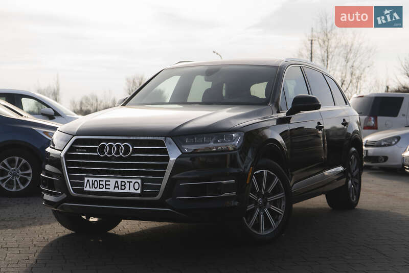 Внедорожник / Кроссовер Audi Q7 2017 в Ужгороде