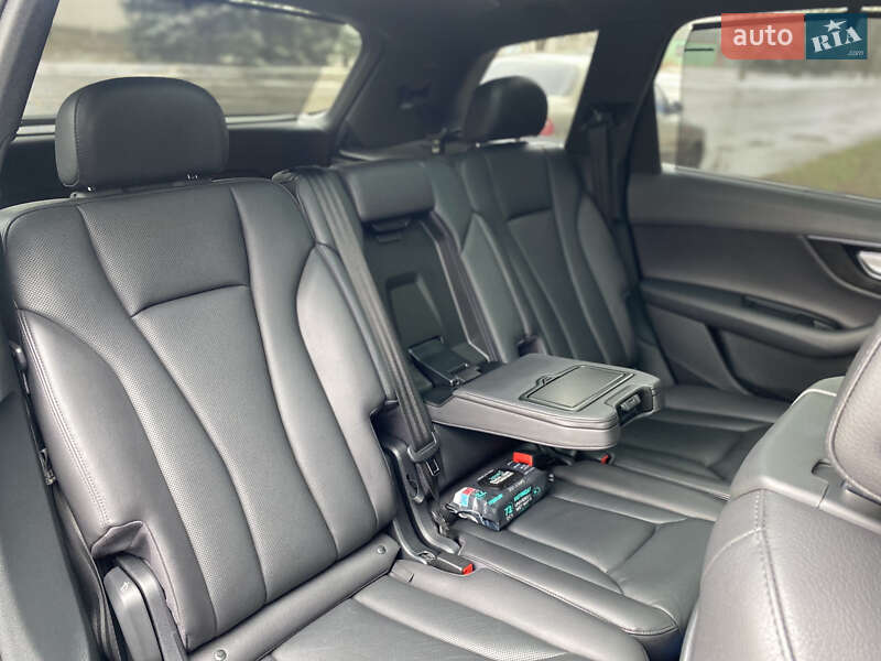 Внедорожник / Кроссовер Audi Q7 2016 в Соленом фото 34 Внедорожник / Кроссовер Audi Q7 2016 в Соленом