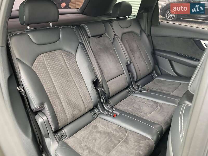 Внедорожник / Кроссовер Audi Q7 2017 в Днепре фото 18 Внедорожник / Кроссовер Audi Q7 2017 в Днепре