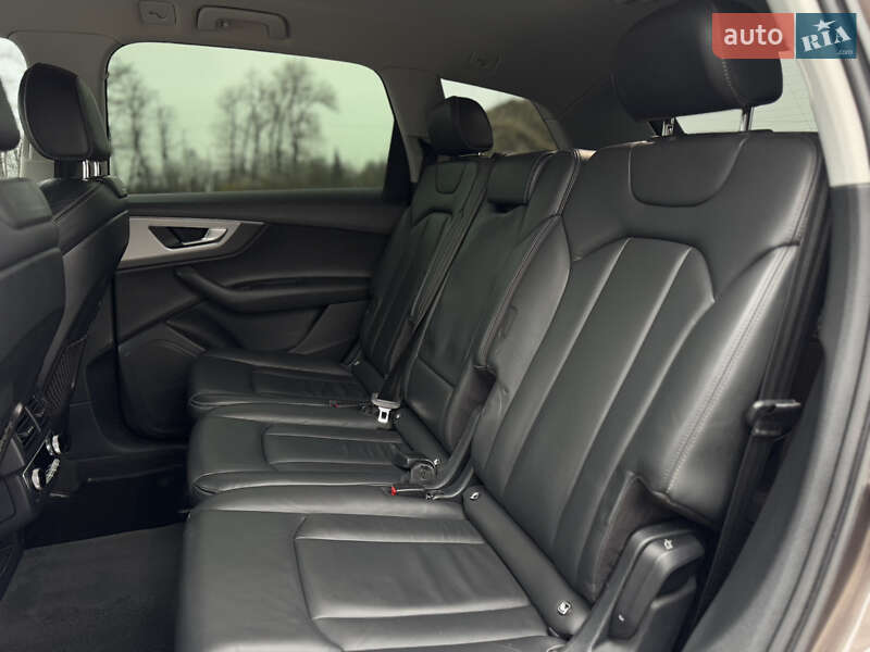 Внедорожник / Кроссовер Audi Q7 2017 в Бердичеве фото 46 Внедорожник / Кроссовер Audi Q7 2017 в Бердичеве