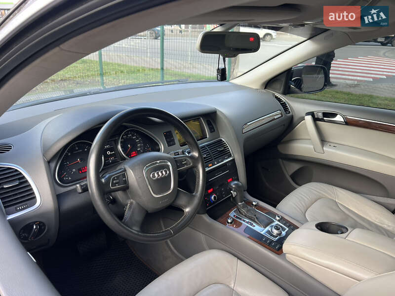 Внедорожник / Кроссовер Audi Q7 2010 в Киеве фото 17 Внедорожник / Кроссовер Audi Q7 2010 в Киеве