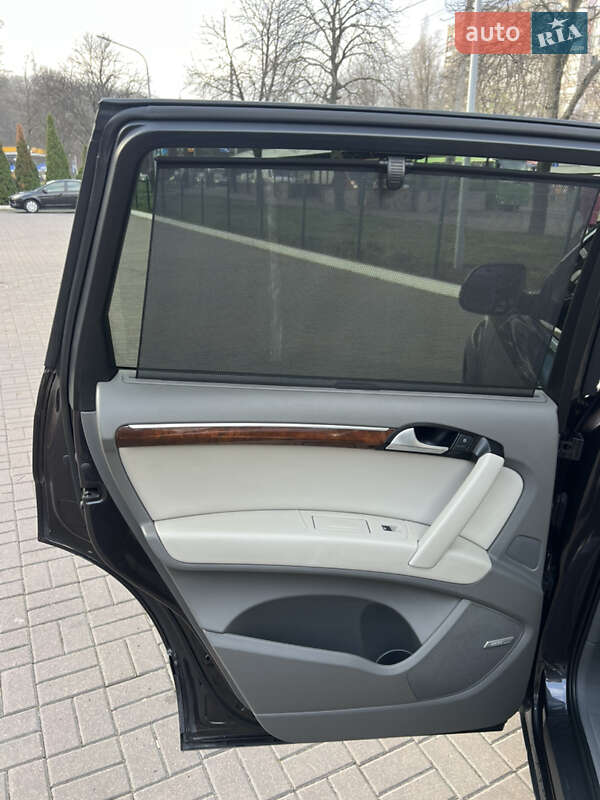 Внедорожник / Кроссовер Audi Q7 2010 в Киеве фото 30 Внедорожник / Кроссовер Audi Q7 2010 в Киеве