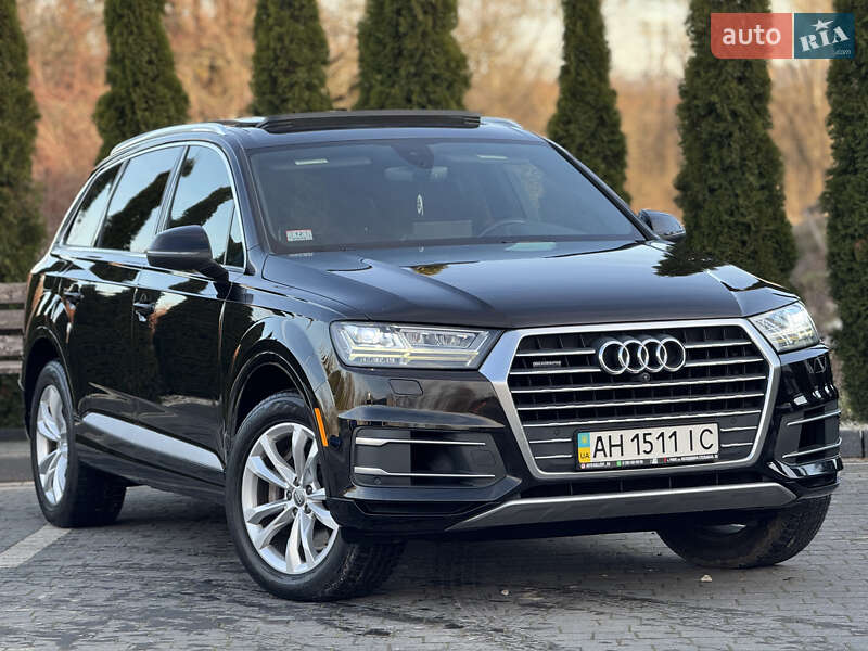 Внедорожник / Кроссовер Audi Q7 2017 в Надворной