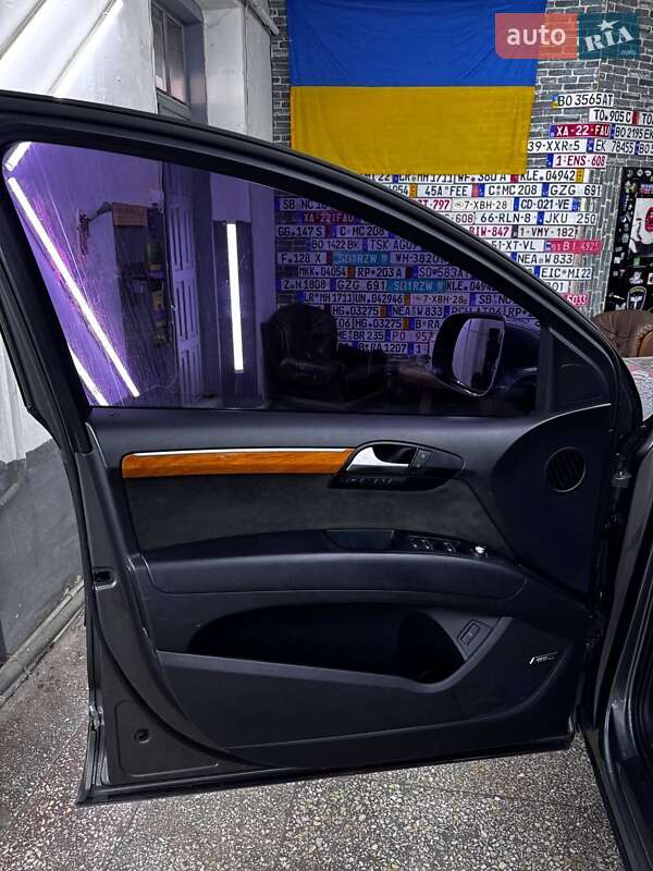 Внедорожник / Кроссовер Audi Q7 2014 в Тернополе