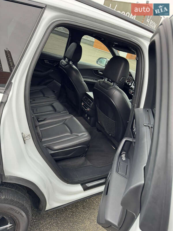 Внедорожник / Кроссовер Audi Q7 2018 в Киеве фото 7 Внедорожник / Кроссовер Audi Q7 2018 в Киеве