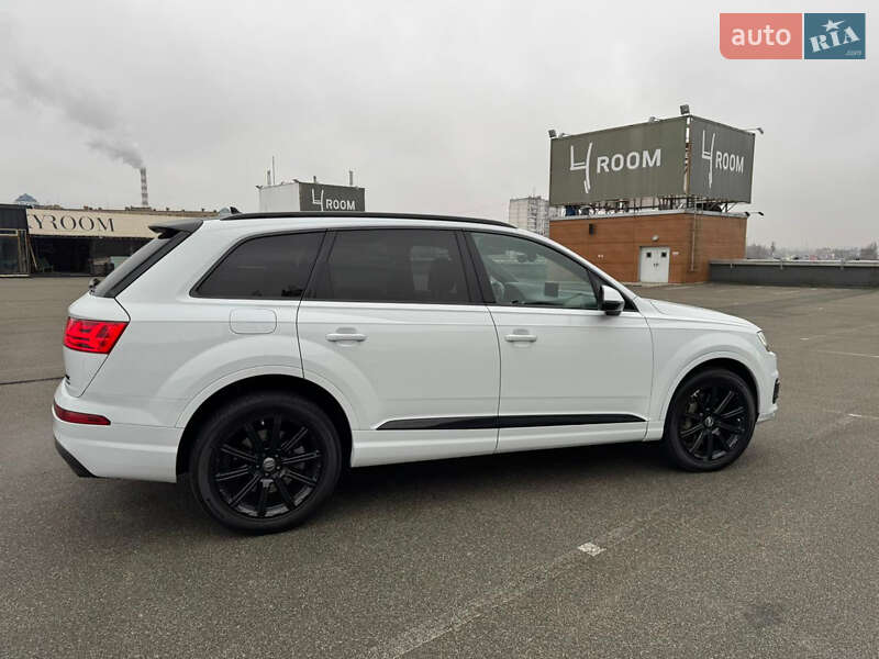 Внедорожник / Кроссовер Audi Q7 2018 в Киеве фото 15 Внедорожник / Кроссовер Audi Q7 2018 в Киеве
