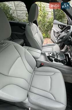 Внедорожник / Кроссовер Audi Q7 2017 в Черкассах