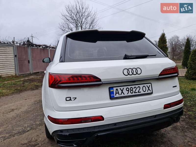 Внедорожник / Кроссовер Audi Q7 2023 в Киеве фото 14 Внедорожник / Кроссовер Audi Q7 2023 в Киеве