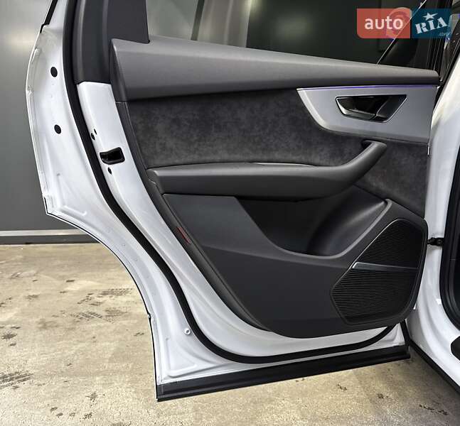 Внедорожник / Кроссовер Audi Q7 2022 в Киеве