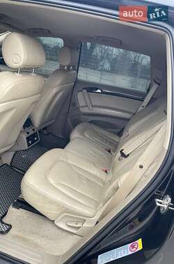 Внедорожник / Кроссовер Audi Q7 2006 в Черновцах
