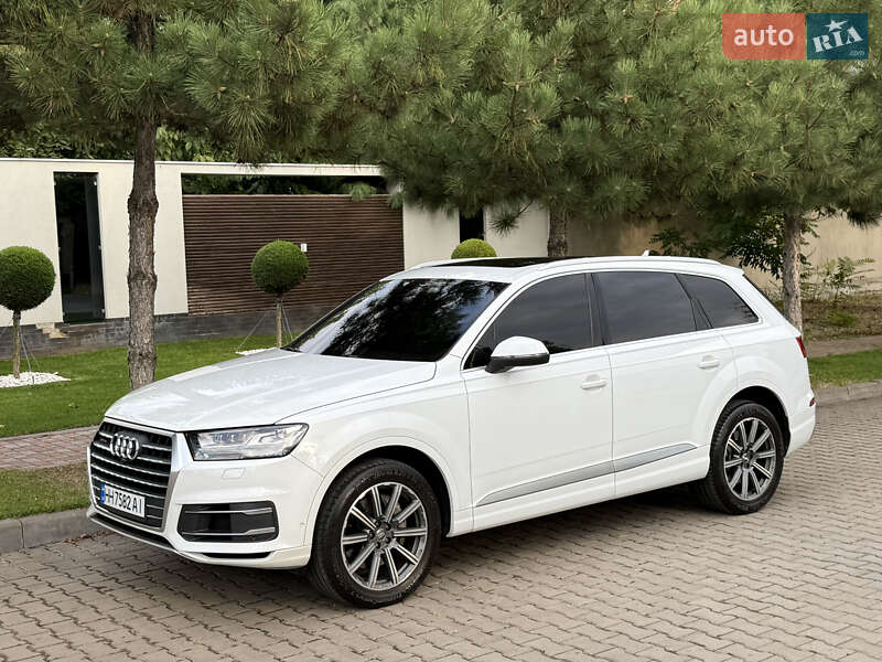 Внедорожник / Кроссовер Audi Q7 2018 в Одессе фото 32 Внедорожник / Кроссовер Audi Q7 2018 в Одессе