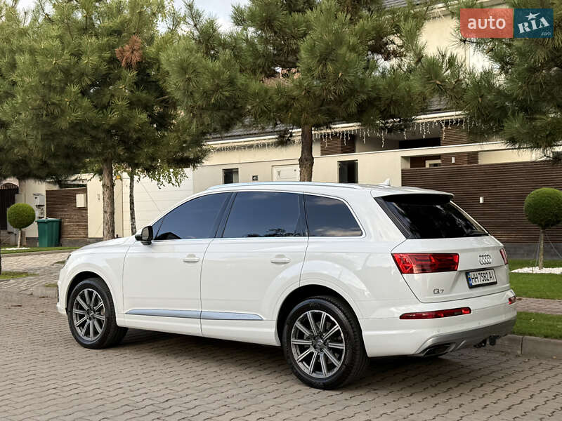 Внедорожник / Кроссовер Audi Q7 2018 в Одессе фото 35 Внедорожник / Кроссовер Audi Q7 2018 в Одессе