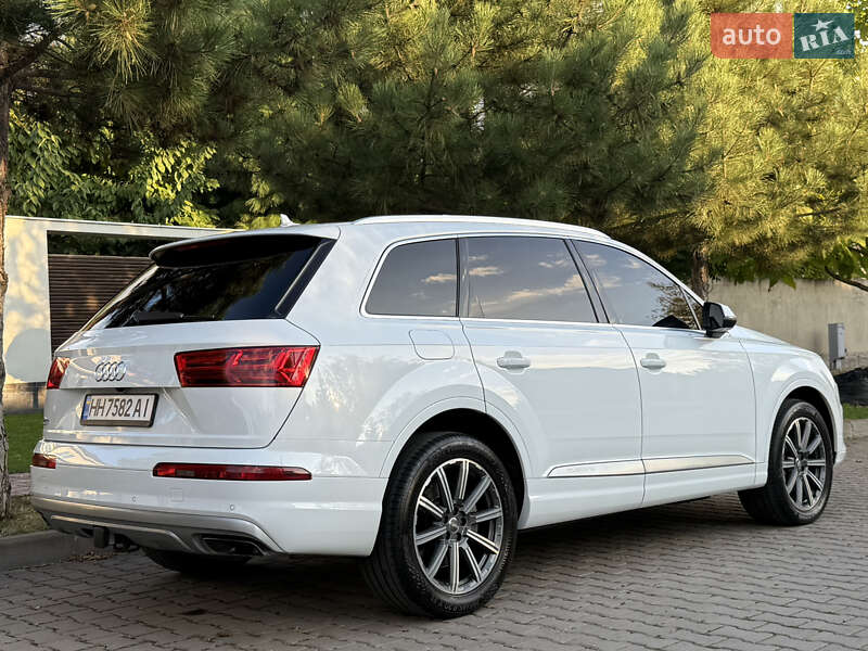 Внедорожник / Кроссовер Audi Q7 2018 в Одессе фото 49 Внедорожник / Кроссовер Audi Q7 2018 в Одессе