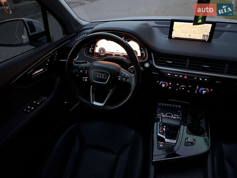 Внедорожник / Кроссовер Audi Q7 2018 в Одессе фото 127 Внедорожник / Кроссовер Audi Q7 2018 в Одессе
