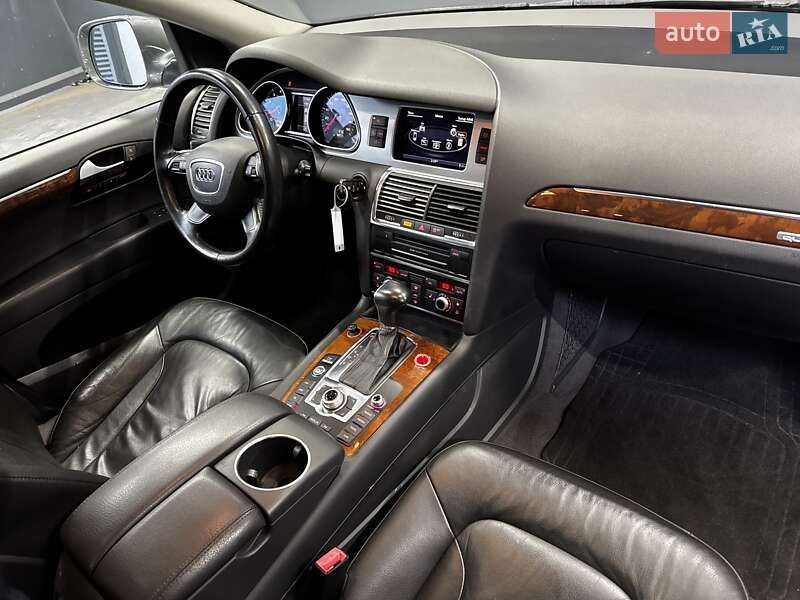 Внедорожник / Кроссовер Audi Q7 2013 в Киеве фото 32 Внедорожник / Кроссовер Audi Q7 2013 в Киеве