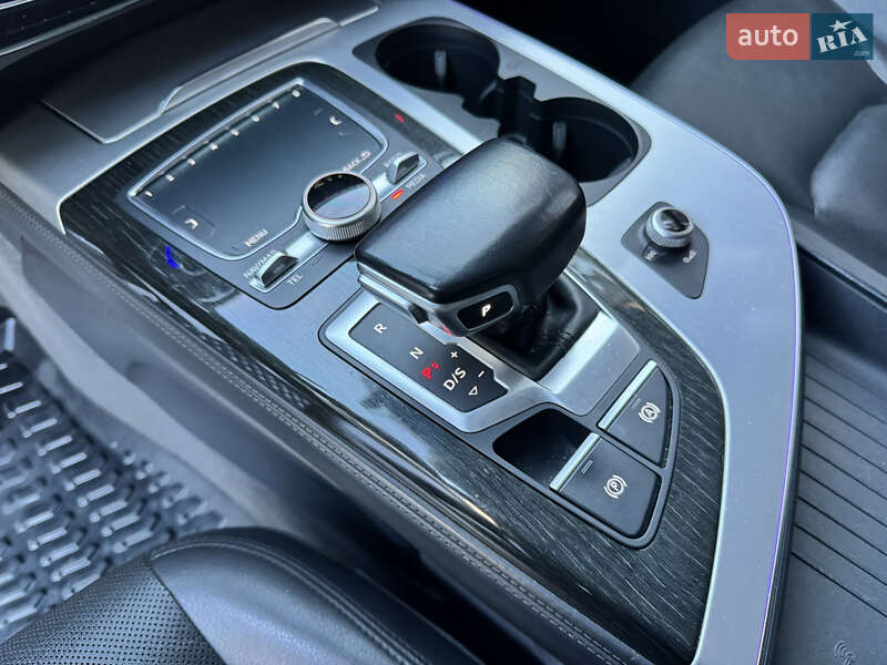 Внедорожник / Кроссовер Audi Q7 2015 в Львове фото 34 Внедорожник / Кроссовер Audi Q7 2015 в Львове