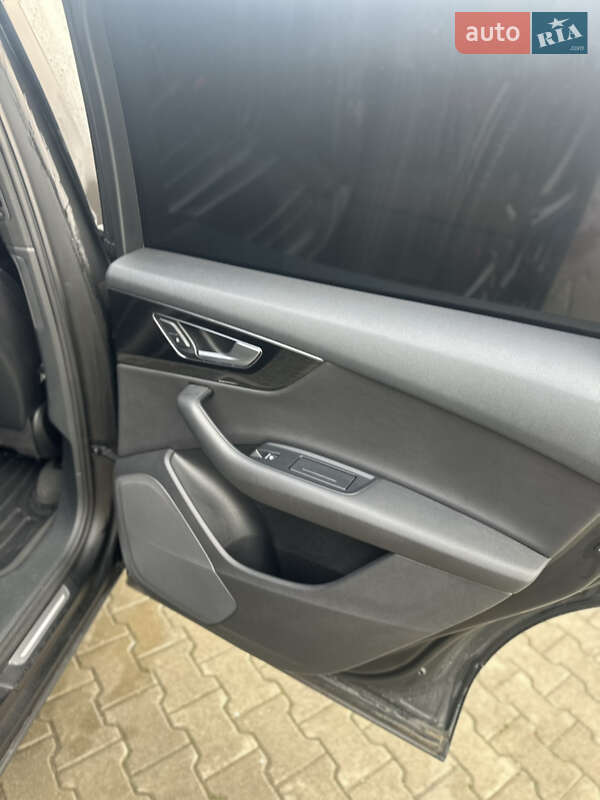 Внедорожник / Кроссовер Audi Q7 2017 в Тернополе фото 12 Внедорожник / Кроссовер Audi Q7 2017 в Тернополе