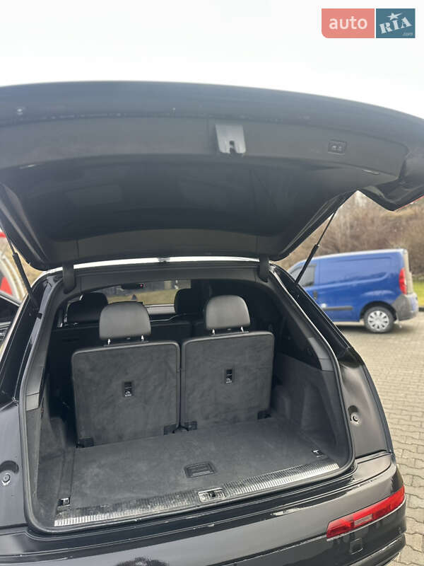 Внедорожник / Кроссовер Audi Q7 2017 в Тернополе фото 15 Внедорожник / Кроссовер Audi Q7 2017 в Тернополе