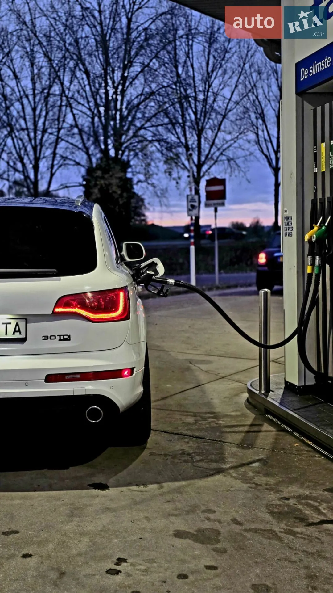 2010 Audi Q7 - мініатюра 2