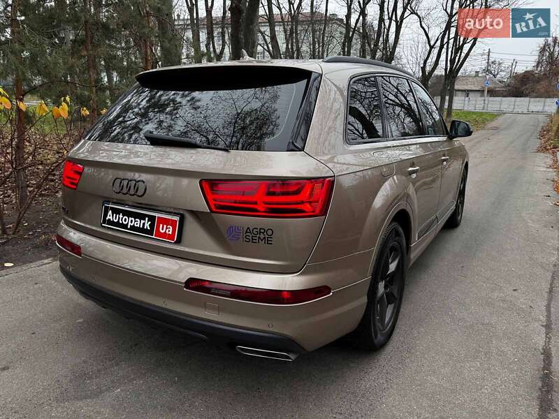 Внедорожник / Кроссовер Audi Q7 2018 в Киеве фото 6 Внедорожник / Кроссовер Audi Q7 2018 в Киеве