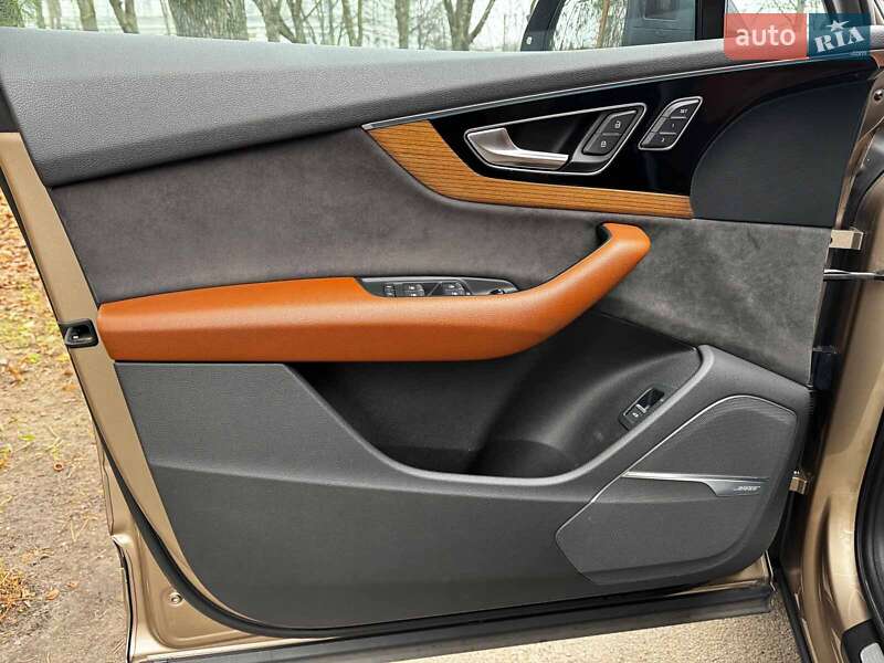 Внедорожник / Кроссовер Audi Q7 2018 в Киеве фото 14 Внедорожник / Кроссовер Audi Q7 2018 в Киеве