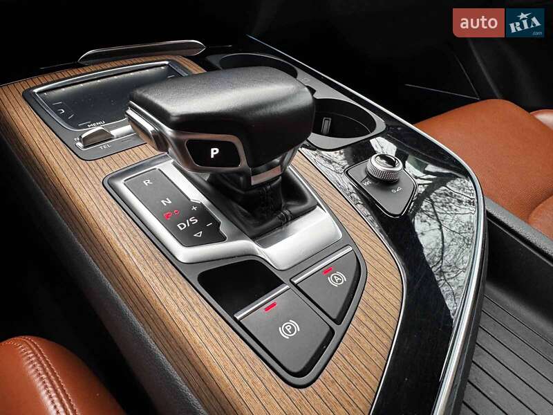 Внедорожник / Кроссовер Audi Q7 2018 в Киеве фото 31 Внедорожник / Кроссовер Audi Q7 2018 в Киеве