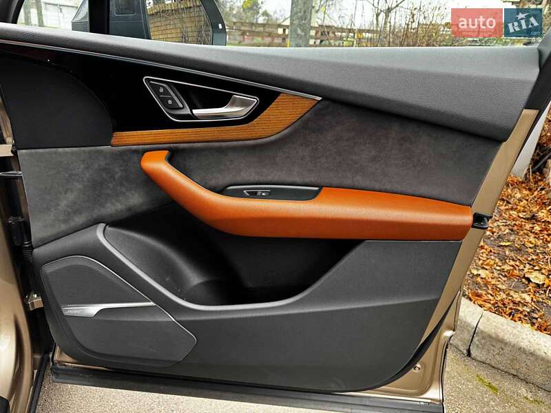 Внедорожник / Кроссовер Audi Q7 2018 в Киеве фото 42 Внедорожник / Кроссовер Audi Q7 2018 в Киеве