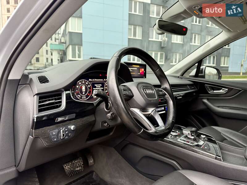 Внедорожник / Кроссовер Audi Q7 2015 в Одессе фото 40 Внедорожник / Кроссовер Audi Q7 2015 в Одессе