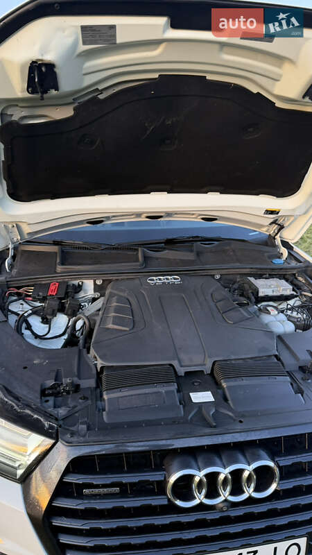 Внедорожник / Кроссовер Audi Q7 2017 в Львове