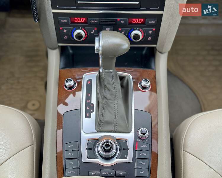 Внедорожник / Кроссовер Audi Q7 2012 в Киеве