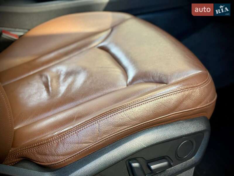 Внедорожник / Кроссовер Audi Q7 2017 в Киеве