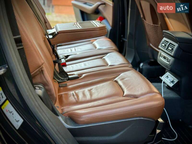 Внедорожник / Кроссовер Audi Q7 2017 в Киеве