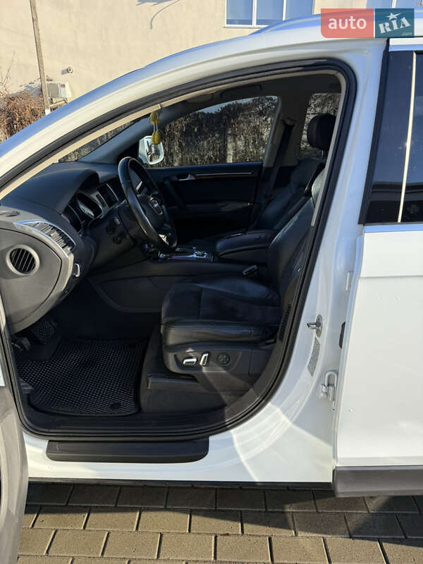 Внедорожник / Кроссовер Audi Q7 2011 в Житомире