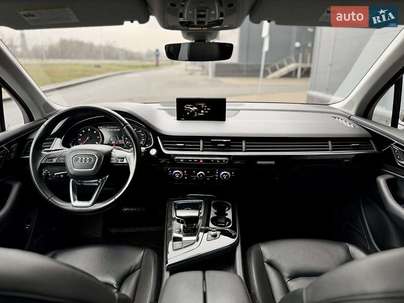 Внедорожник / Кроссовер Audi Q7 2018 в Киеве фото 11 Внедорожник / Кроссовер Audi Q7 2018 в Киеве