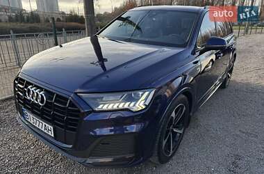 Позашляховик / Кросовер Audi Q7 2021 в Києві