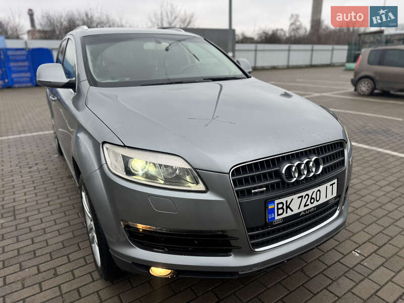 Внедорожник / Кроссовер Audi Q7 2006 в Дубно фото 4 Внедорожник / Кроссовер Audi Q7 2006 в Дубно