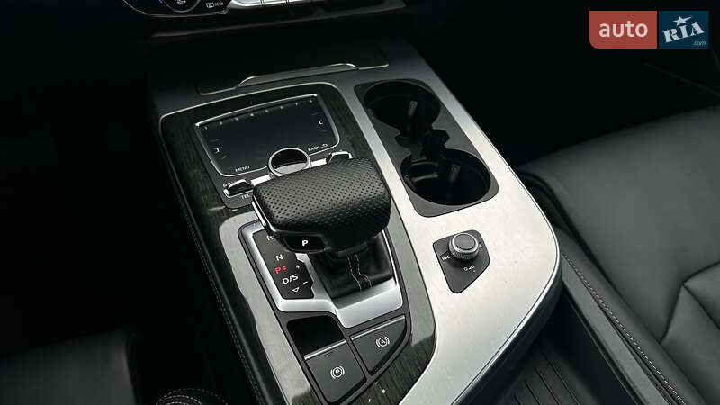 Внедорожник / Кроссовер Audi Q7 2015 в Львове фото 18 Внедорожник / Кроссовер Audi Q7 2015 в Львове