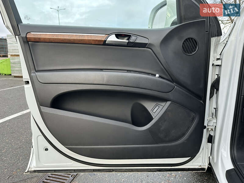 Внедорожник / Кроссовер Audi Q7 2014 в Киеве фото 15 Внедорожник / Кроссовер Audi Q7 2014 в Киеве