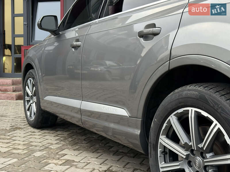 Внедорожник / Кроссовер Audi Q7 2016 в Ковеле