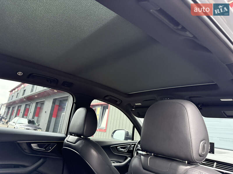 Внедорожник / Кроссовер Audi Q7 2016 в Ковеле