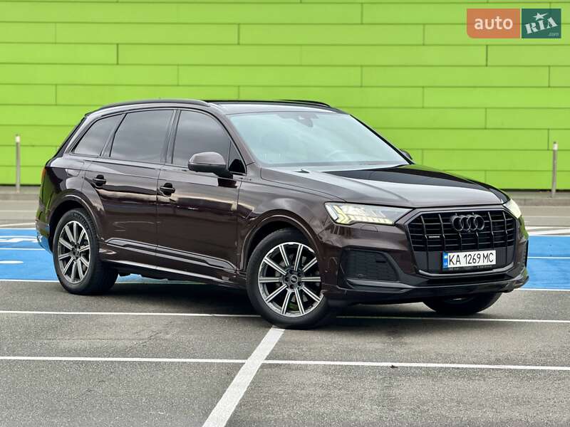 Внедорожник / Кроссовер Audi Q7 2022 в Киеве
