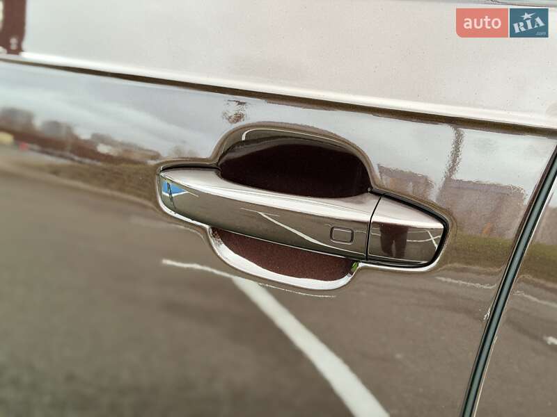 Внедорожник / Кроссовер Audi Q7 2022 в Киеве