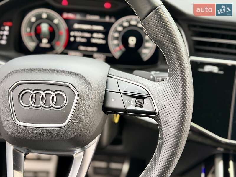 Внедорожник / Кроссовер Audi Q7 2022 в Киеве