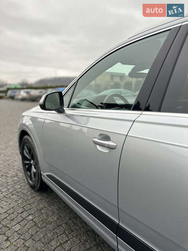 Внедорожник / Кроссовер Audi Q7 2017 в Львове фото 31 Внедорожник / Кроссовер Audi Q7 2017 в Львове