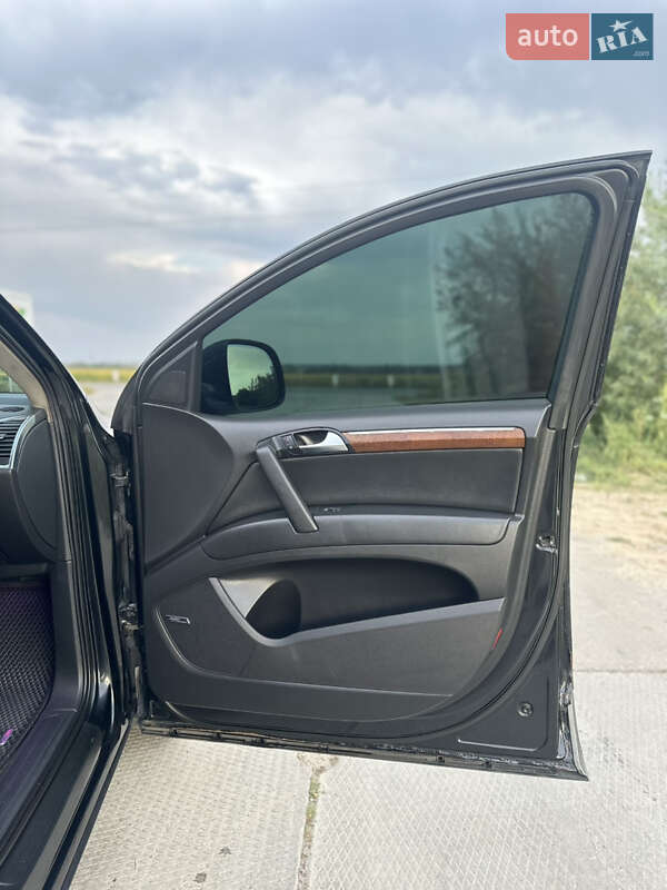 Внедорожник / Кроссовер Audi Q7 2006 в Харькове фото 11 Внедорожник / Кроссовер Audi Q7 2006 в Харькове