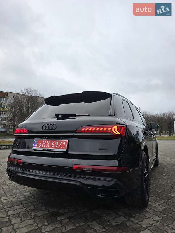 Внедорожник / Кроссовер Audi Q7 2020 в Луцке