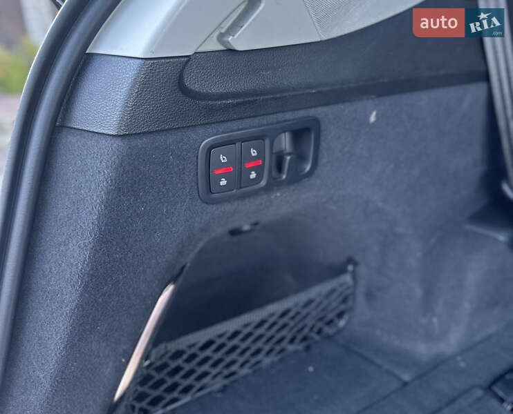 Внедорожник / Кроссовер Audi Q7 2016 в Киеве