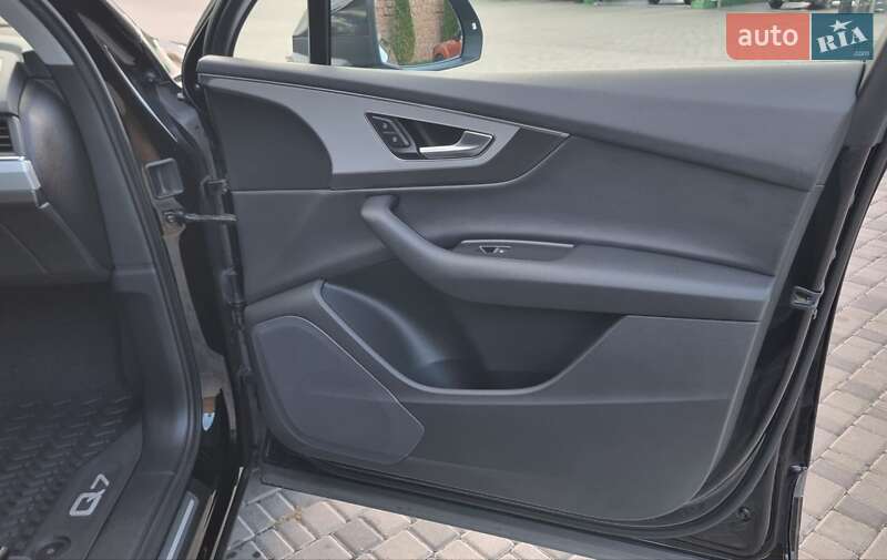 Внедорожник / Кроссовер Audi Q7 2017 в Кропивницком фото 56 Внедорожник / Кроссовер Audi Q7 2017 в Кропивницком