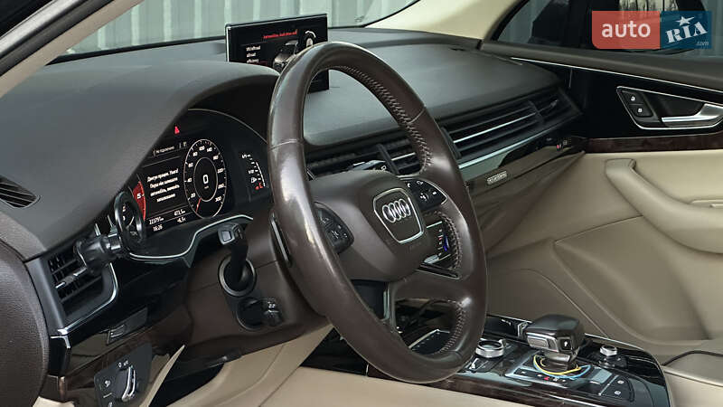 Внедорожник / Кроссовер Audi Q7 2017 в Самборе фото 47 Внедорожник / Кроссовер Audi Q7 2017 в Самборе