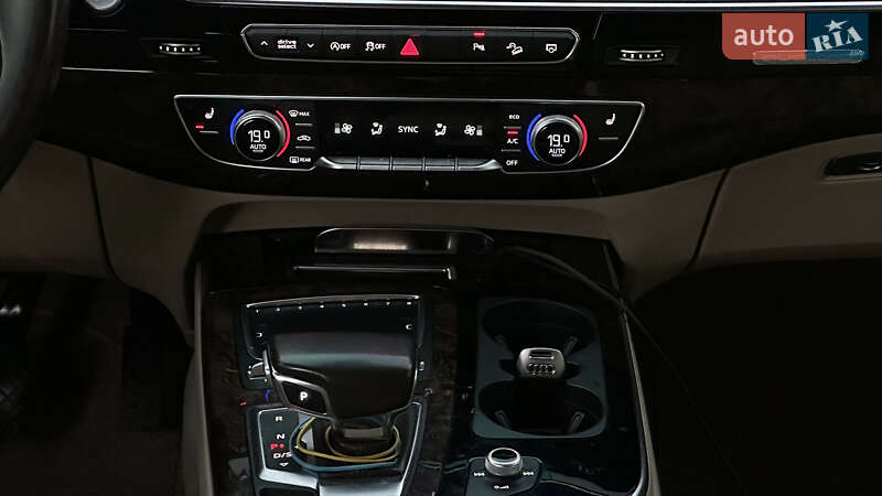 Внедорожник / Кроссовер Audi Q7 2017 в Самборе фото 55 Внедорожник / Кроссовер Audi Q7 2017 в Самборе